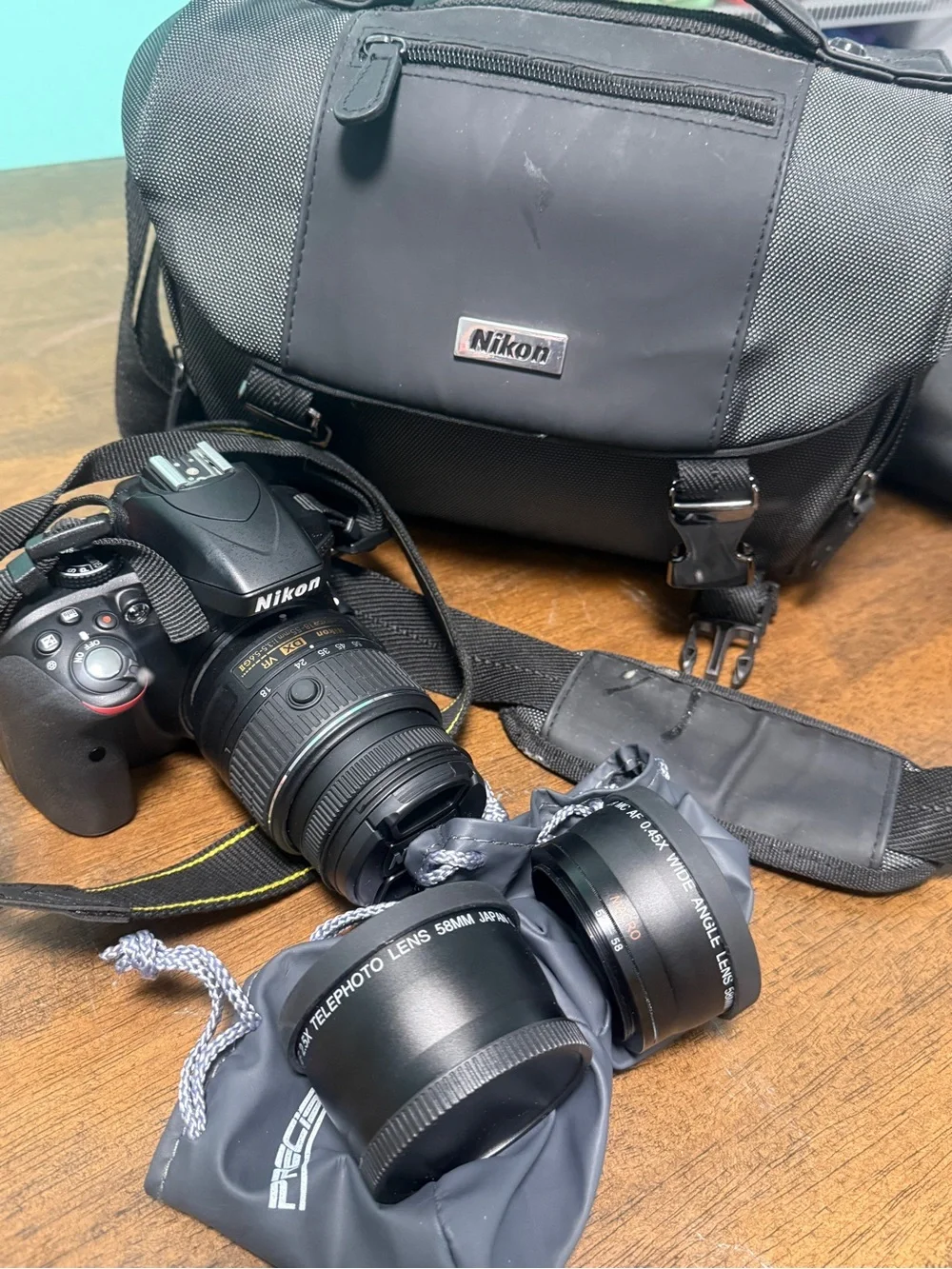 Nikon D3300 DSLR Camera with Black Lens - Nikon Black